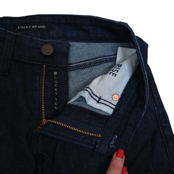 Lucky Brand Women's 24 Mid Rise Straight Sweet Jean - Picture 8 of 11